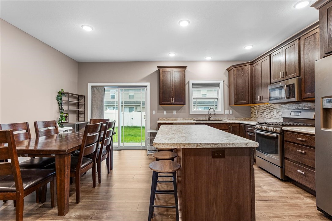 3407 Boulder Ridge Drive Champaign, IL 61822 - Photo 8 of 43