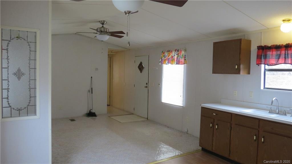 274 Hendrick Road Mooresboro, NC 28114 - Photo 6 of 16 Gallery Image 6