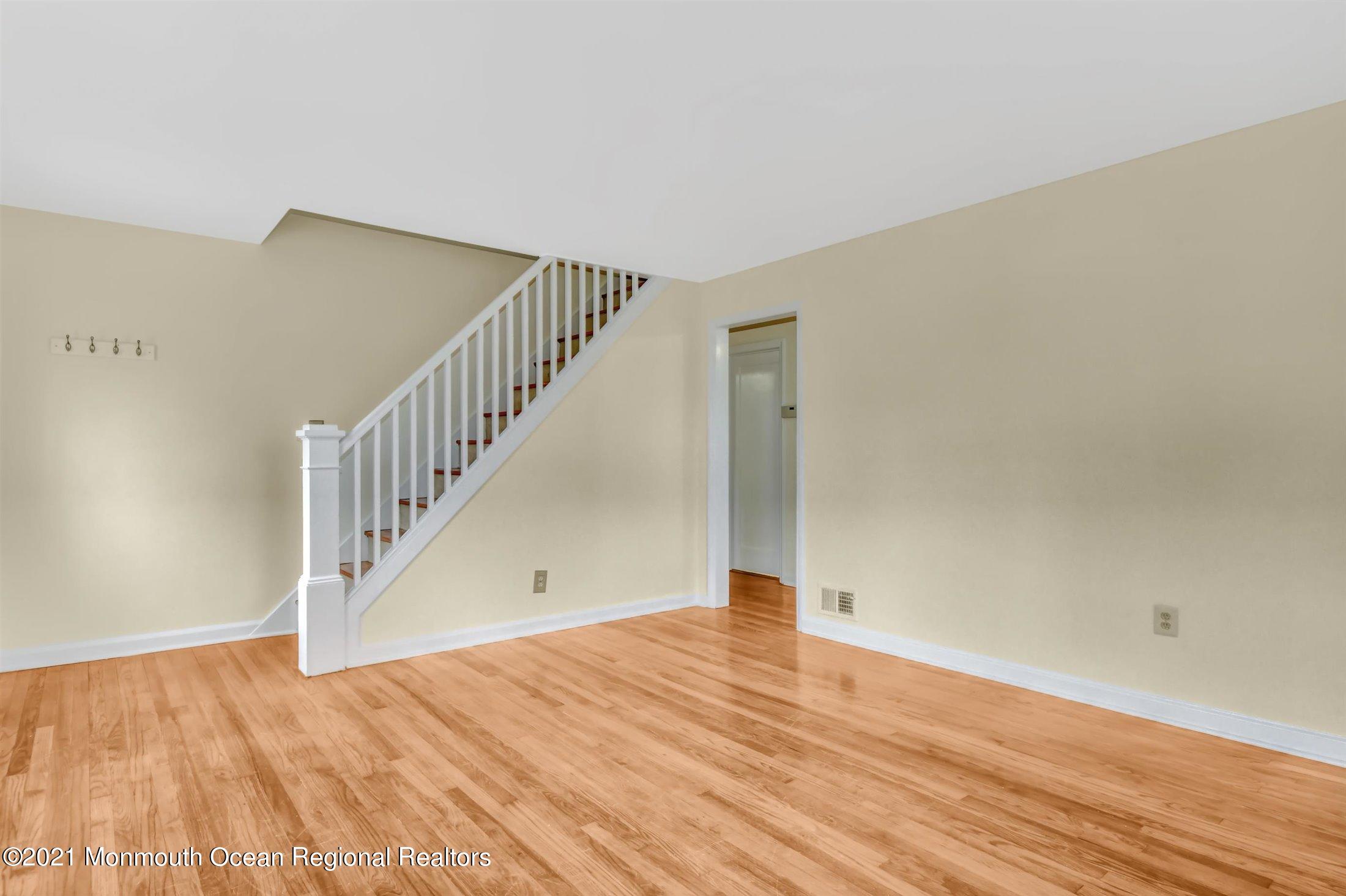 58 Maple Avenue Little Silver, NJ 07739 - Photo 6 of 16 06-Living Room
