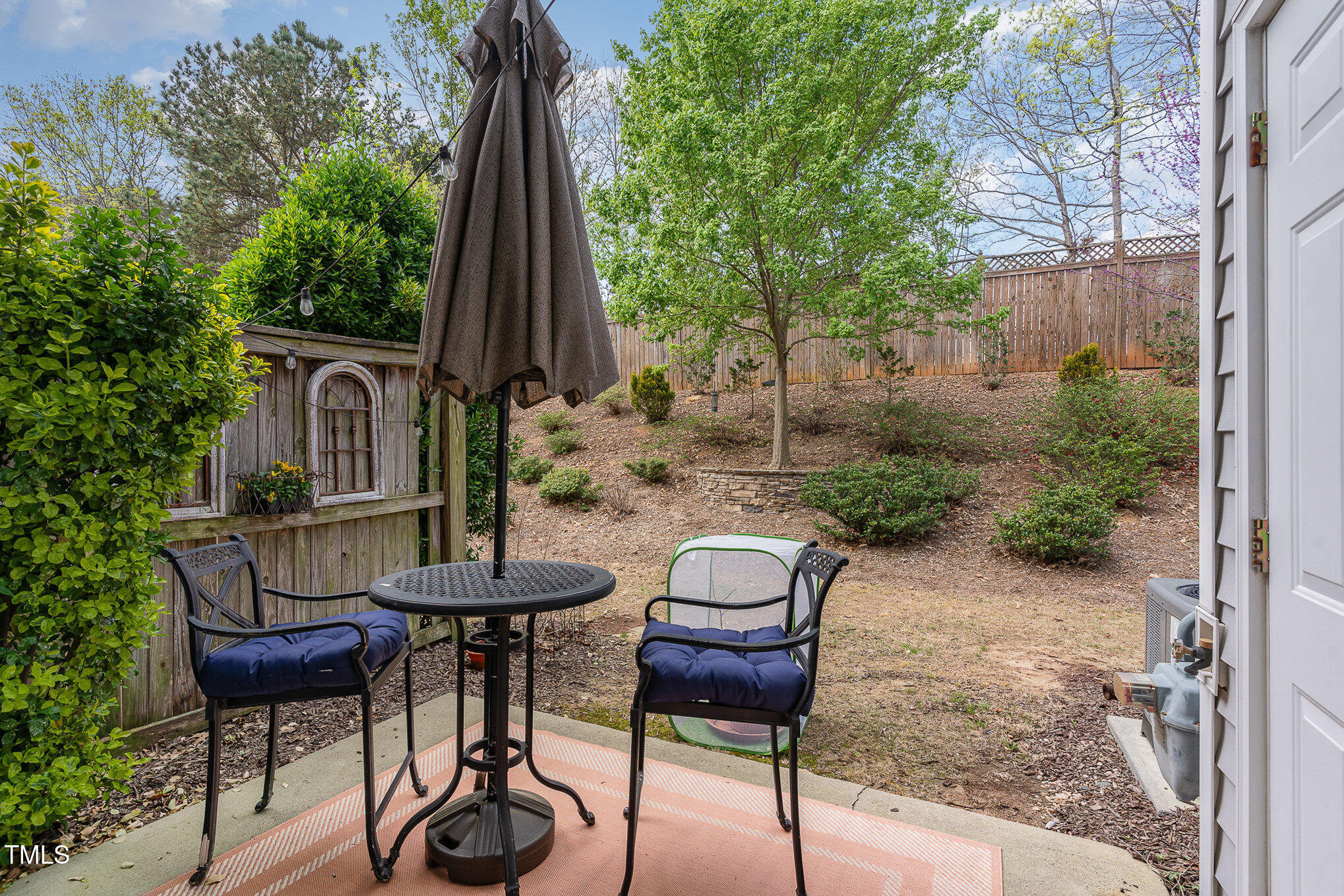 1812 Natalie Brook Way Raleigh, NC 27609 - Photo 24 of 31 1812 patio