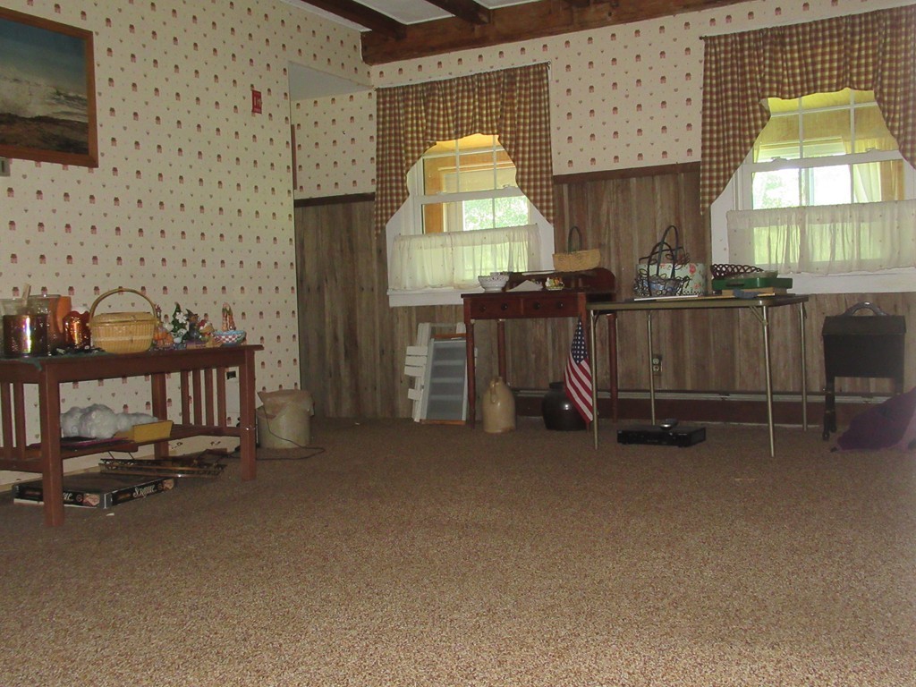 81 Old Princeton Road Hubbardston, MA 01452 - Photo 9 of 16 Gallery Image 9