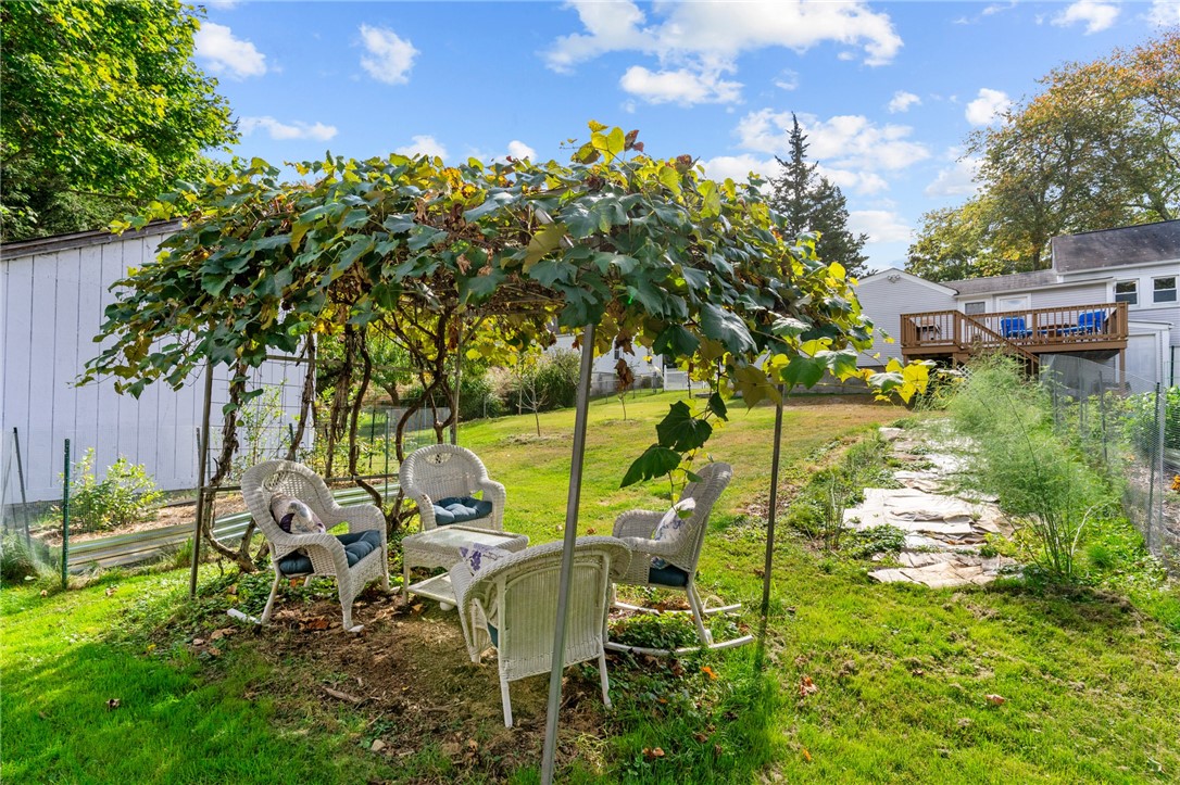 35 Angus Street Coventry, RI 02816 - Photo 8 of 36