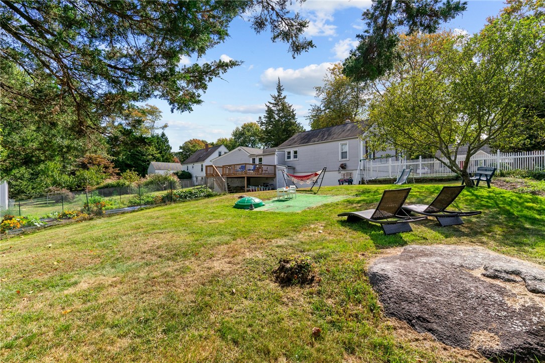 35 Angus Street Coventry, RI 02816 - Photo 10 of 36