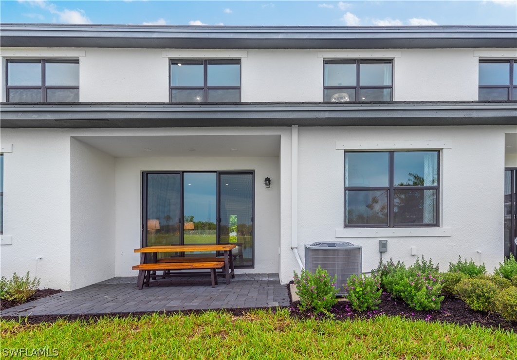 7405 Rockefeller Drive, Unit 187 Naples, FL 34119 - Photo 10 of 32 Gallery Image 10