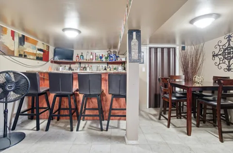 $210,000 | 12412 Lincoln Street, Calumet Park, IL 60827