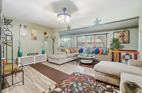 $210,000 | 12412 Lincoln Street, Calumet Park, IL 60827