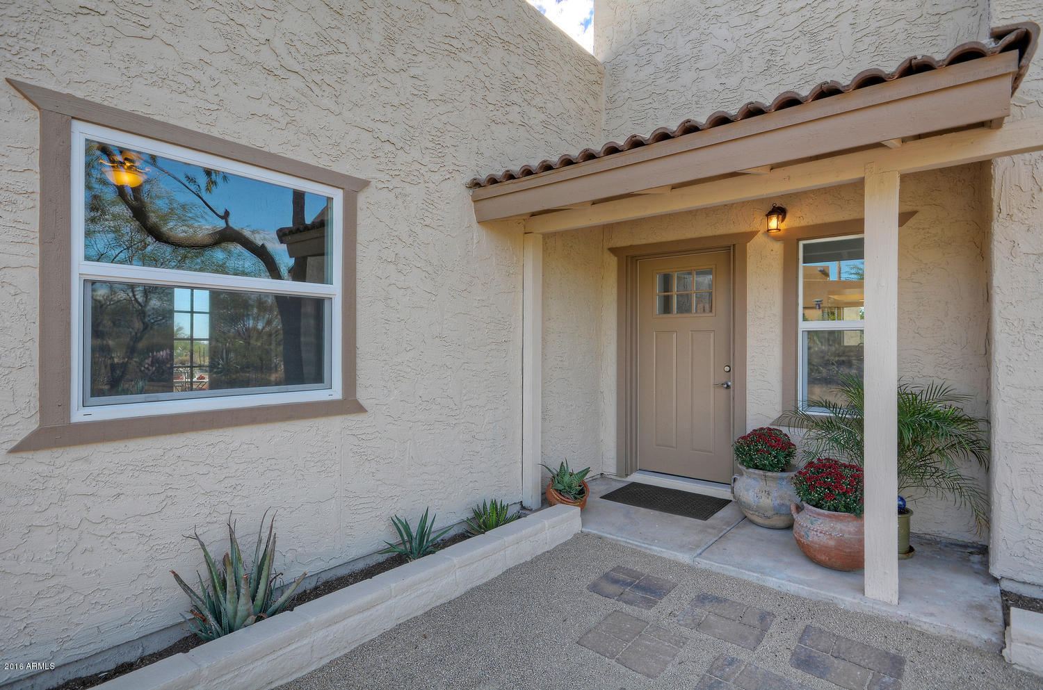 6631 East Lowden Road Cave Creek, AZ 85331 - Photo 2 of 25 Darling front porch