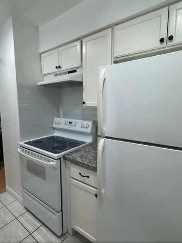 $122,900 | 2800 Jeanetta Street, Unit 612, Houston, TX 77063