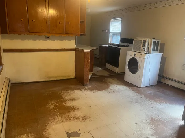 $225,000 | 34 East Lake Road, Fitzwilliam, NH 03447