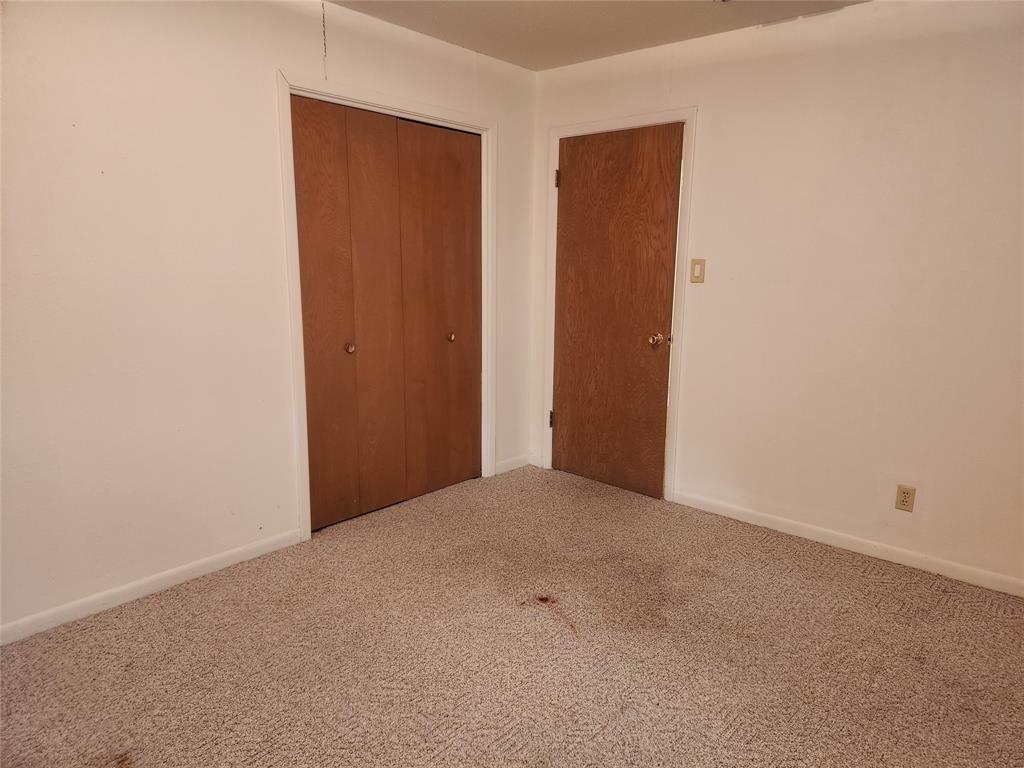 2821 Mccarley Drive Commerce, TX 75428 - Photo 23 of 32 a view of an empty room