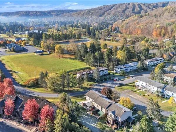 $238,900 | 29 Pine Tree Village Road, Ellicottville, NY 14731