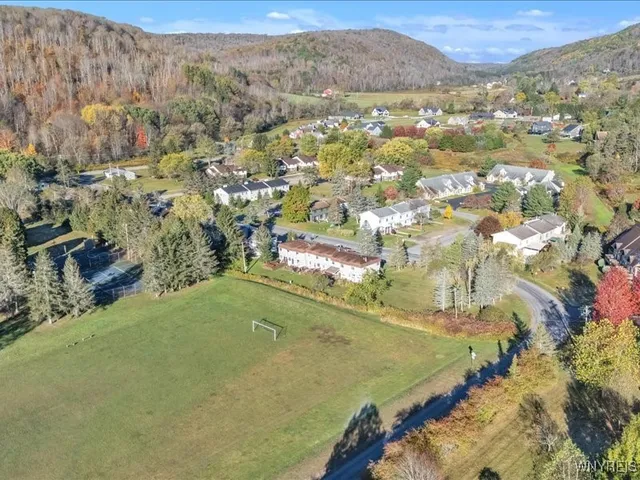 $238,900 | 29 Pine Tree Village Road, Ellicottville, NY 14731