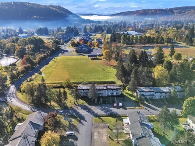 $238,900 | 29 Pine Tree Village Road, Ellicottville, NY 14731