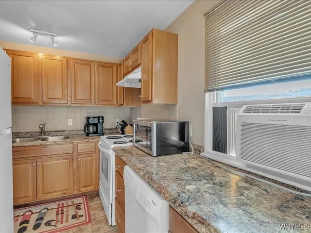 $238,900 | 29 Pine Tree Village Road, Ellicottville, NY 14731