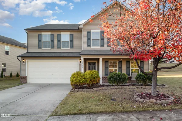 $515,000 | 2609 Averon Drive, Fuquay-Varina, NC 27526