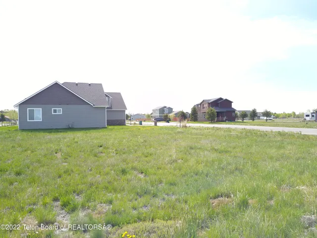 $115,000 | 24 Cobblestone Street, Pinedale, WY 82941