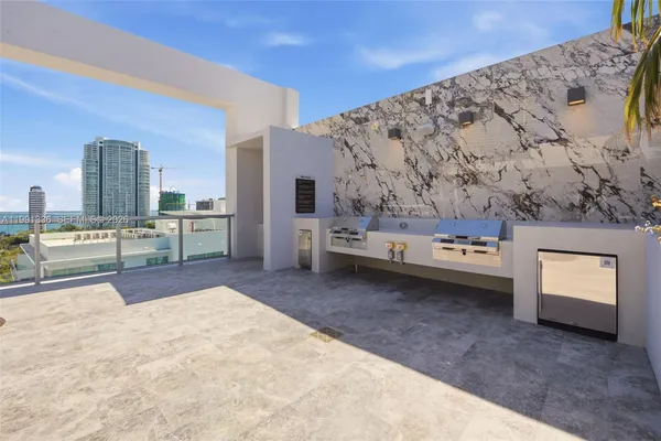 $898,000 | 1611 Southwest 2nd Avenue, Unit 301, Miami, FL 33129