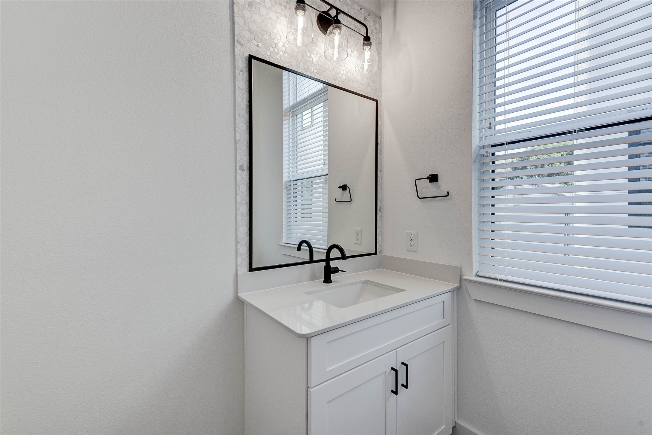 1821 Prospect Street, Unit B Houston, TX 77004 - Photo 28 of 33