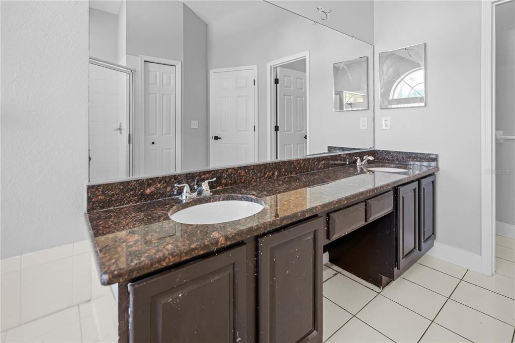 3616 Cypress Meadows Road Tampa, FL 33624 - Photo 27 of 31