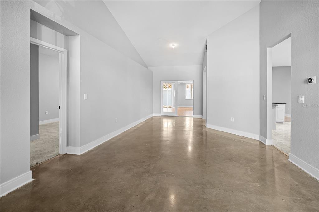 3616 Cypress Meadows Road Tampa, FL 33624 - Photo 7 of 31