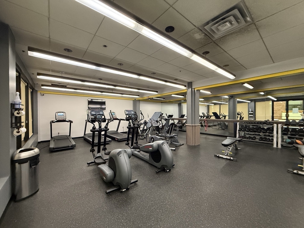 357 Commercial Street, Unit 716 Boston, MA 02109 - Photo 17 of 26