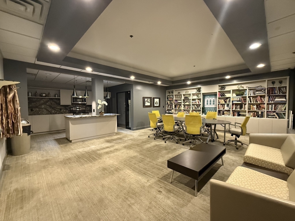 357 Commercial Street, Unit 716 Boston, MA 02109 - Photo 18 of 26