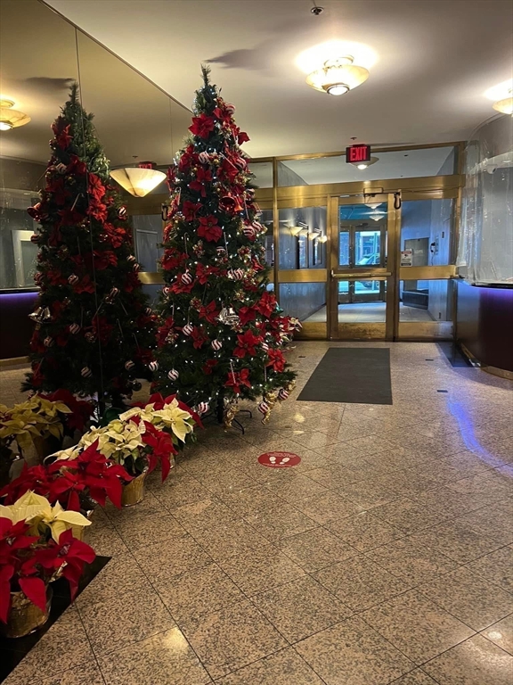 357 Commercial Street, Unit 716 Boston, MA 02109 - Photo 20 of 26