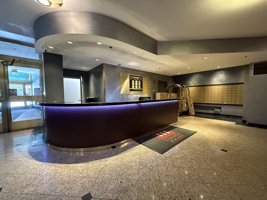 357 Commercial Street, Unit 716 Boston, MA 02109 - Photo 3 of 26