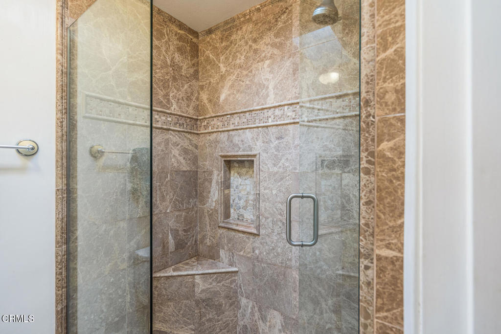 4604 Falkirk Bay Oxnard, CA 93035 - Photo 22 of 40 a bathroom with a shower
