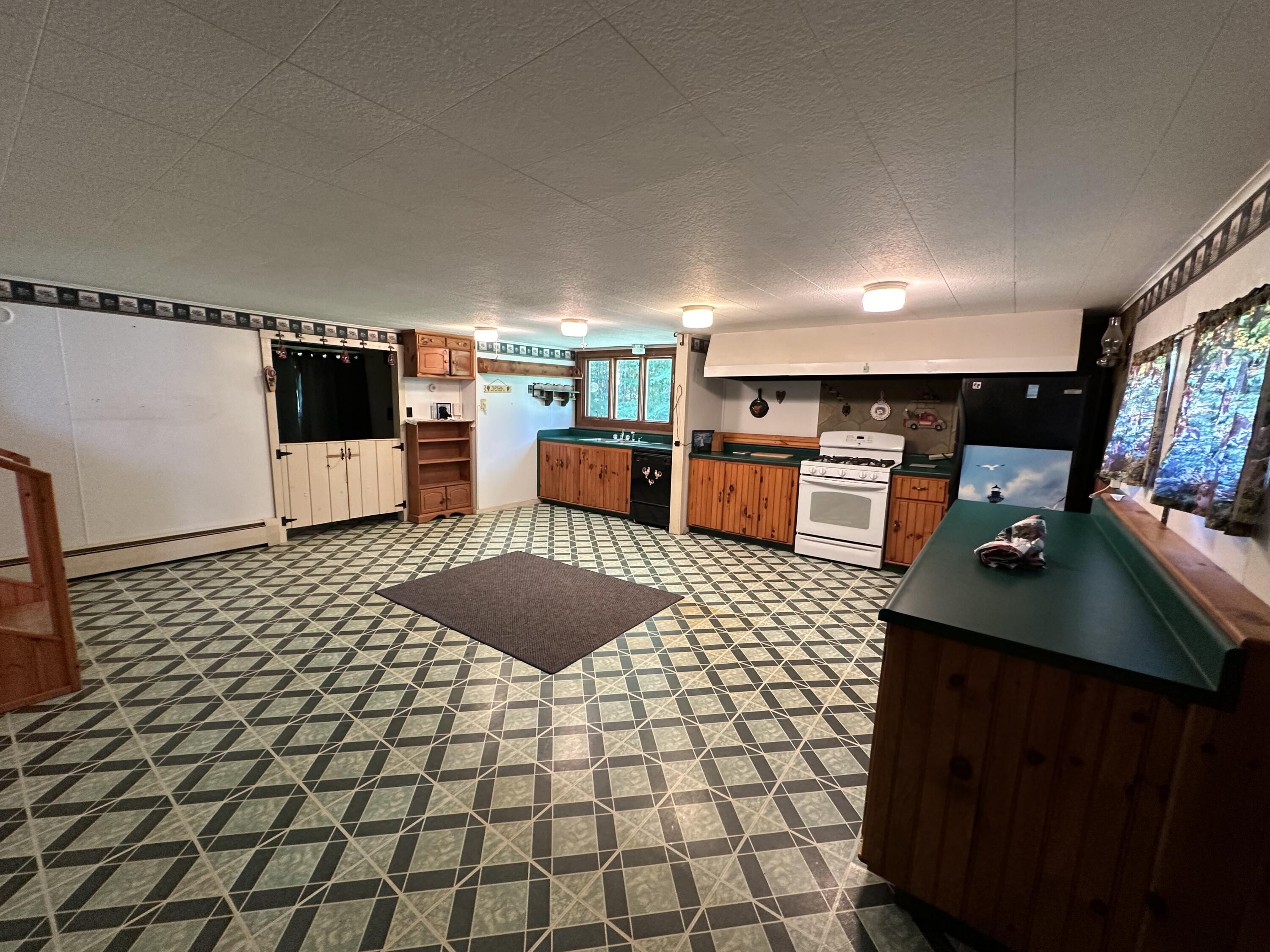 346 Cross Road Avon, ME 04966 - Photo 10 of 15 IMG_5808