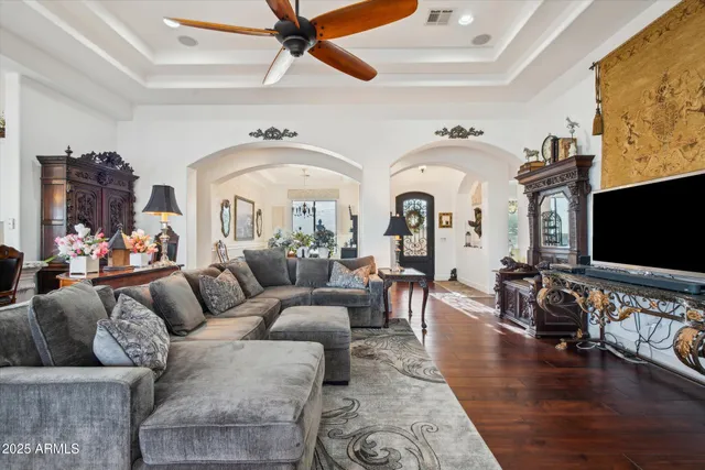 $1,089,000 | 619 North Sun Road, Apache Junction, AZ 85119