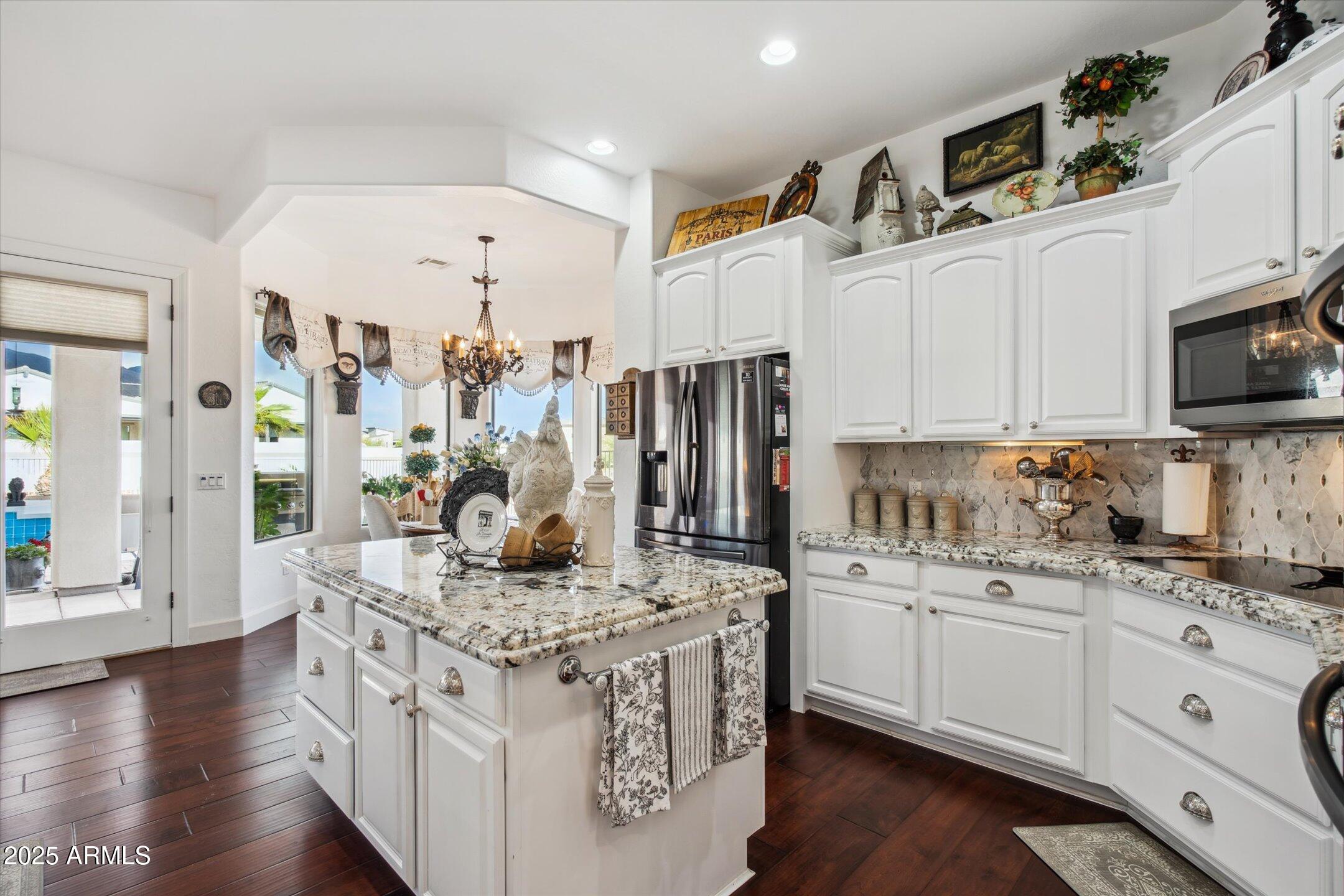 619 North Sun Road Apache Junction, AZ 85119 - Photo 25 of 71 21-DSC07527