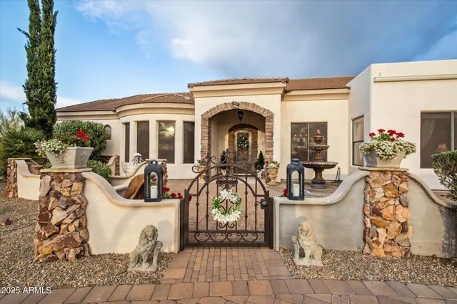 $1,089,000 | 619 North Sun Road, Apache Junction, AZ 85119