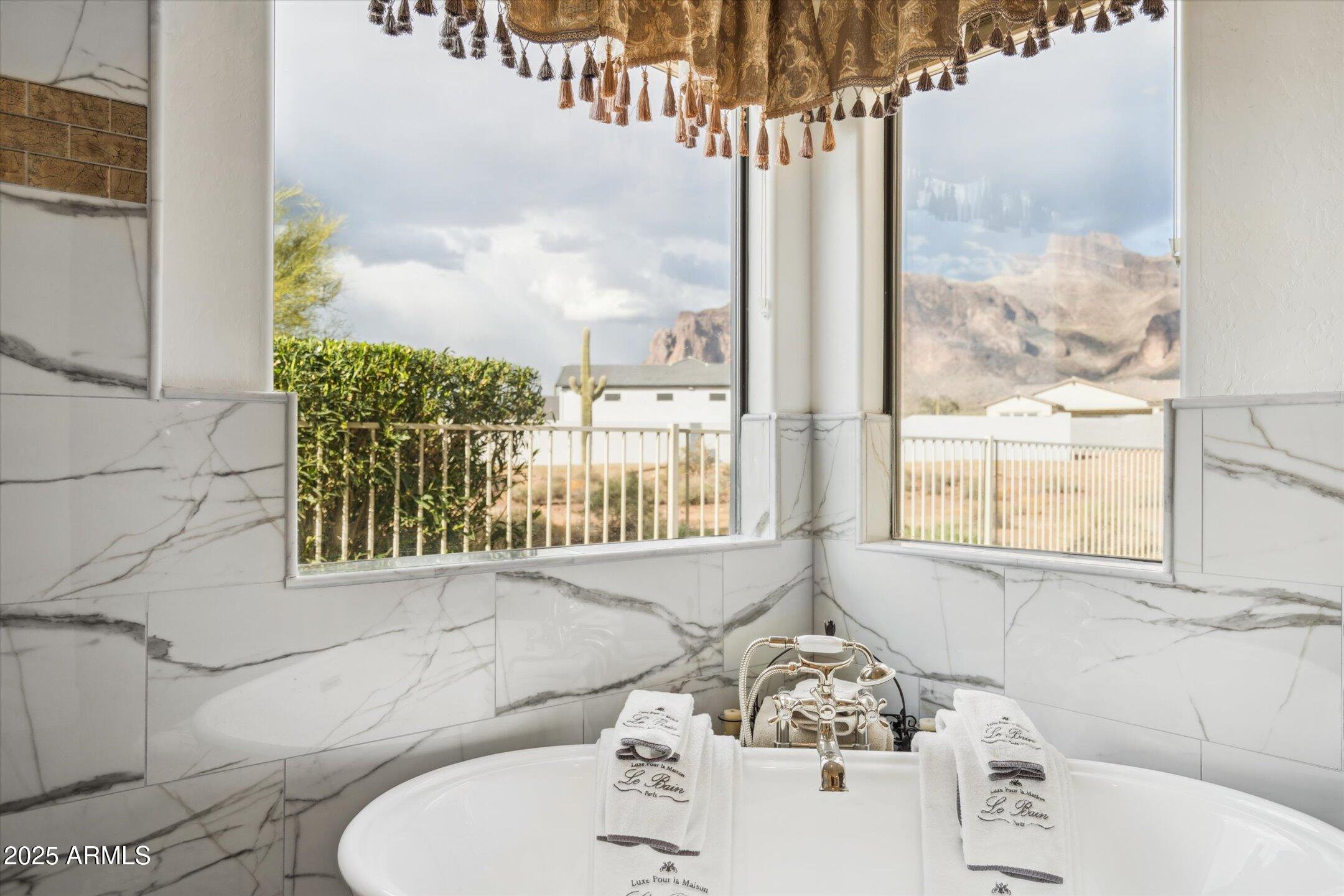 619 North Sun Road Apache Junction, AZ 85119 - Photo 40 of 71 37-DSC07367