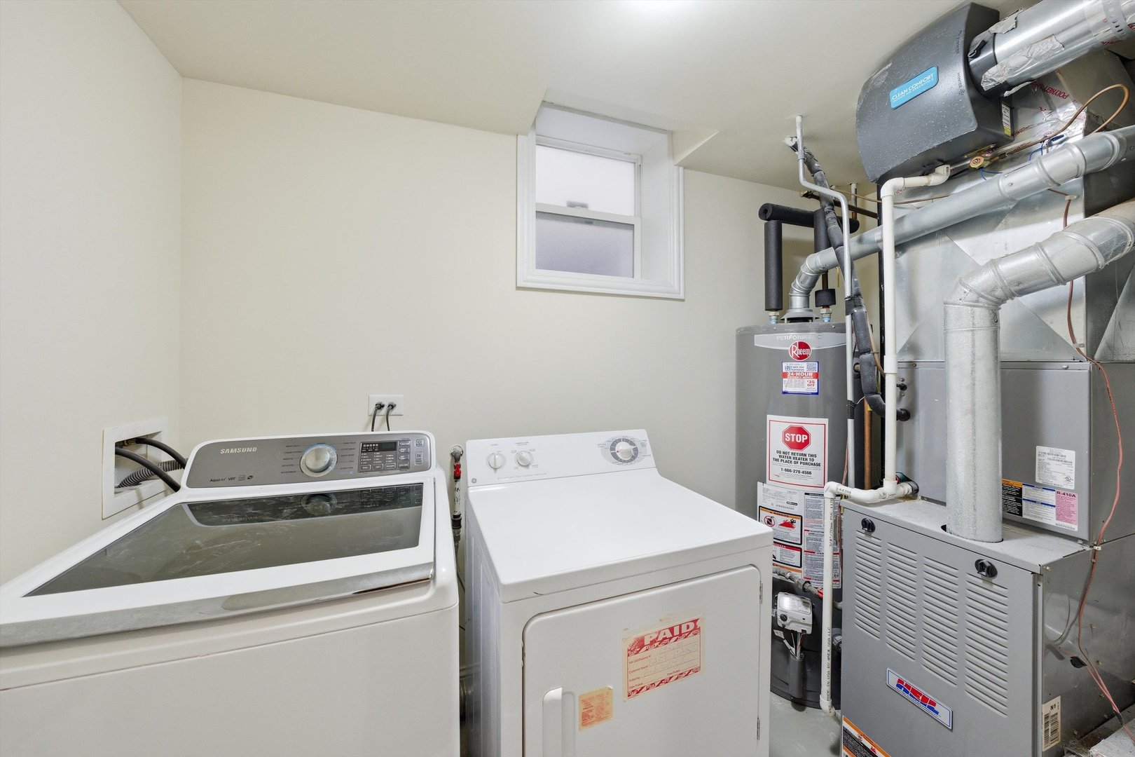 4063 South Rockwell Street Chicago, IL 60632 - Photo 18 of 24 a utility room with dryer and washer