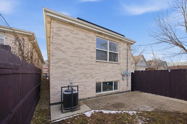 $499,000 | 4063 South Rockwell Street, Chicago, IL 60632