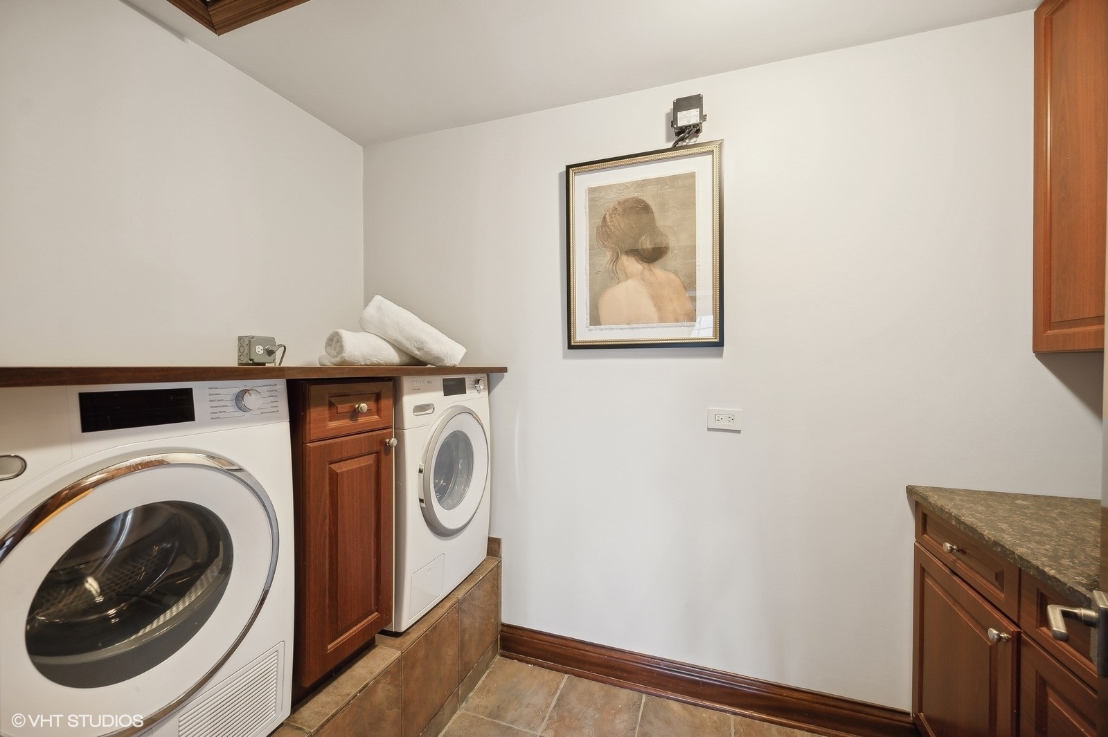 3235 Techny Road Northbrook, IL 60062 - Photo 30 of 45 a utility room with dryer and washer