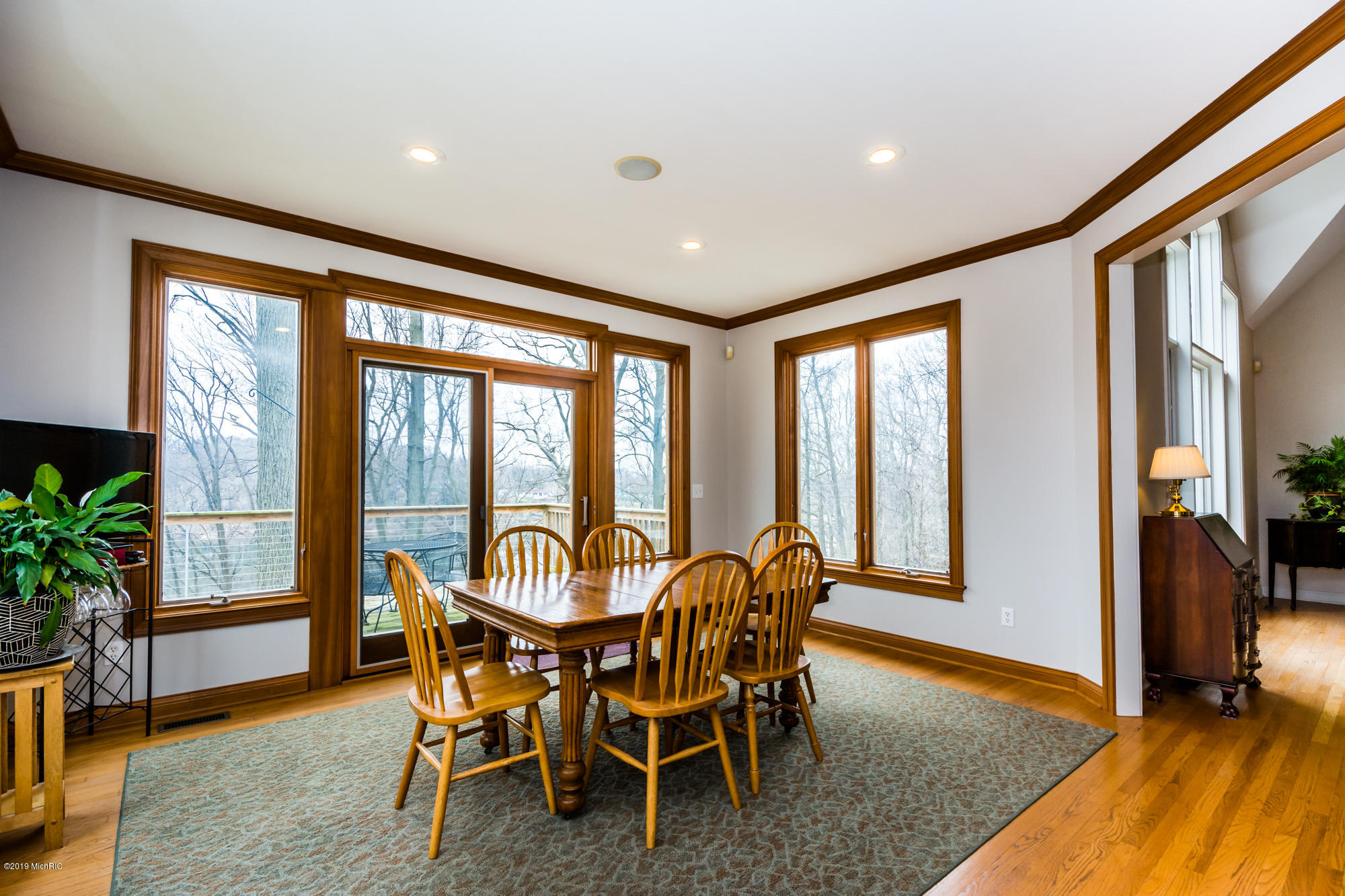10053 Singer Lake Road Baroda, MI 49101 - Photo 7 of 52 Singer Lake-Dining2