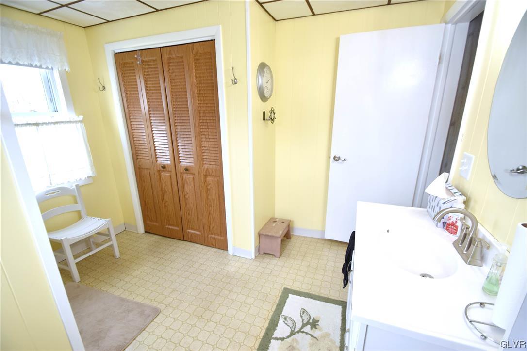 433 Alpha Road Wind Gap, PA 18091 - Photo 22 of 27 full bath