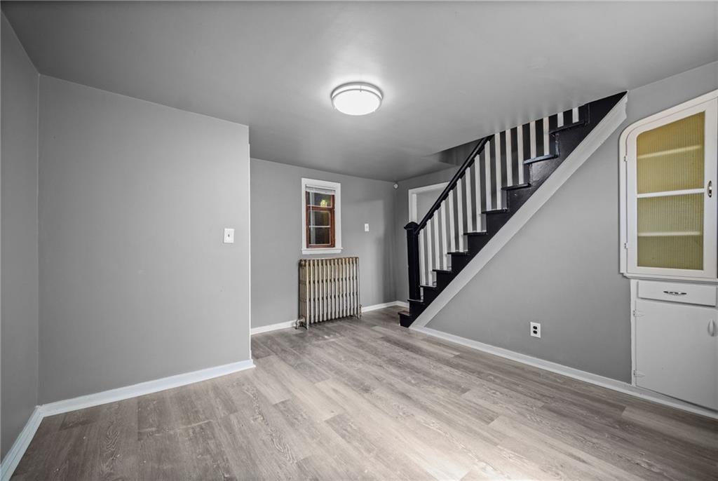 427 Price Braddock, PA 15104 - Photo 5 of 26