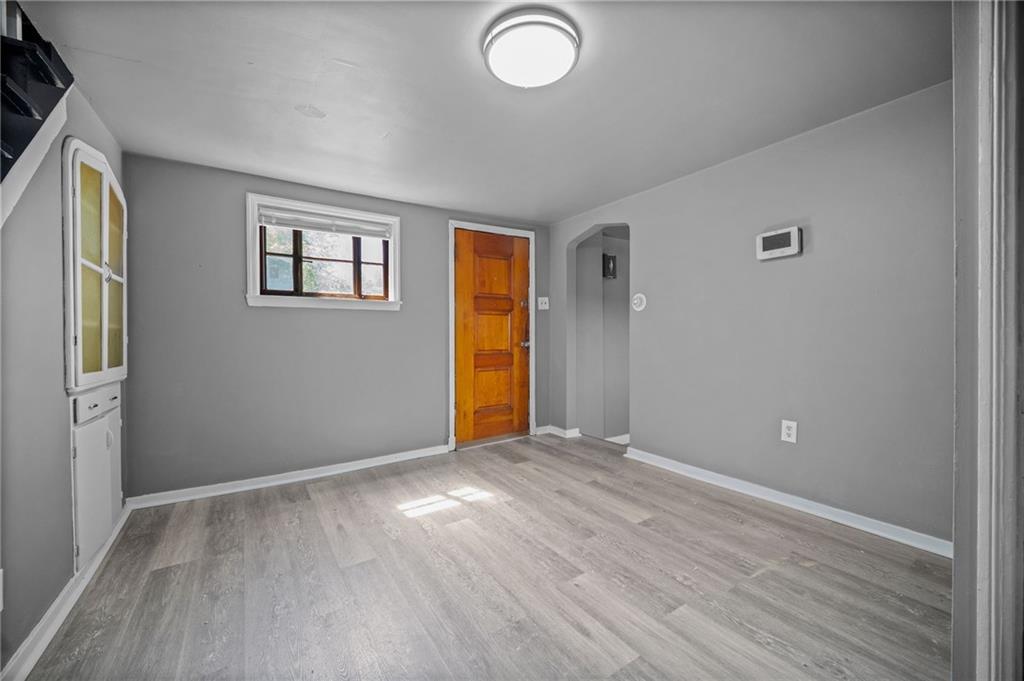427 Price Braddock, PA 15104 - Photo 7 of 26