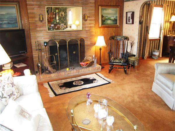 78 Fellsmere Road Malden, MA 02148 - Photo 5 of 20 Gallery Image 5