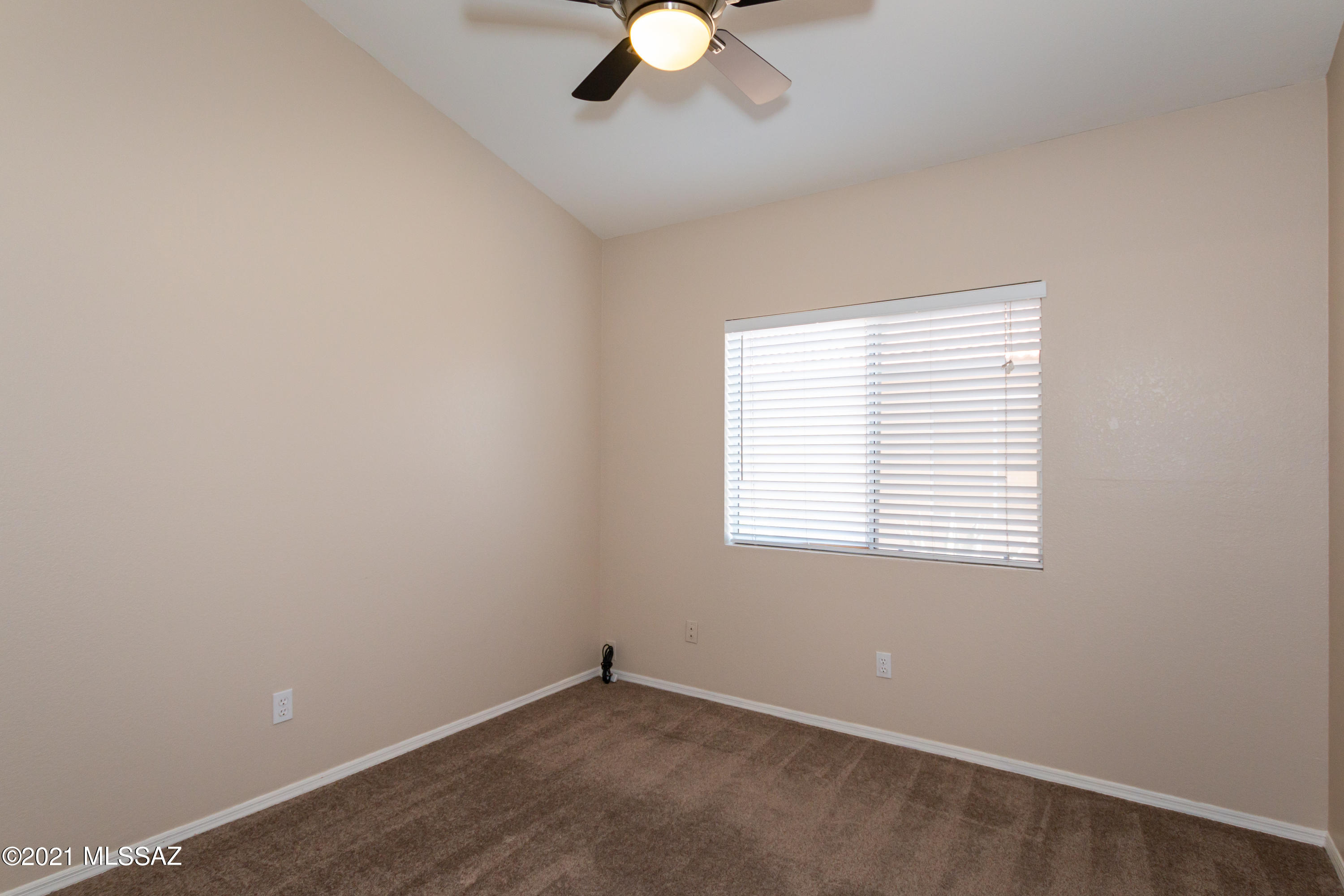 8777 North Maple Ridge Place Tucson, AZ 85743 - Photo 22 of 41 Gallery Image 22