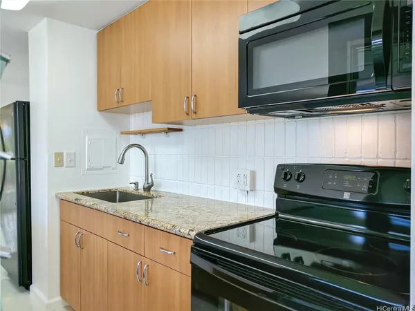 $2,300 | Undisclosed Address, Honolulu, HI 96822