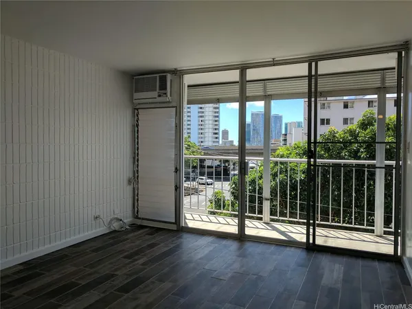 $2,300 | Undisclosed Address, Honolulu, HI 96822