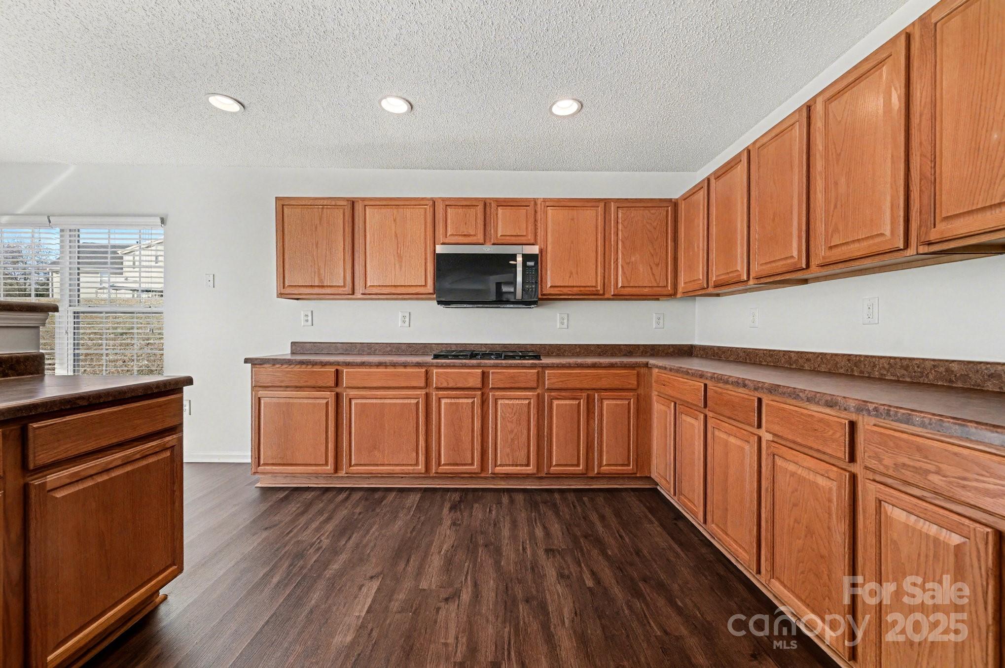 13812 Riding Hill Avenue Charlotte, NC 28213 - Photo 12 of 27