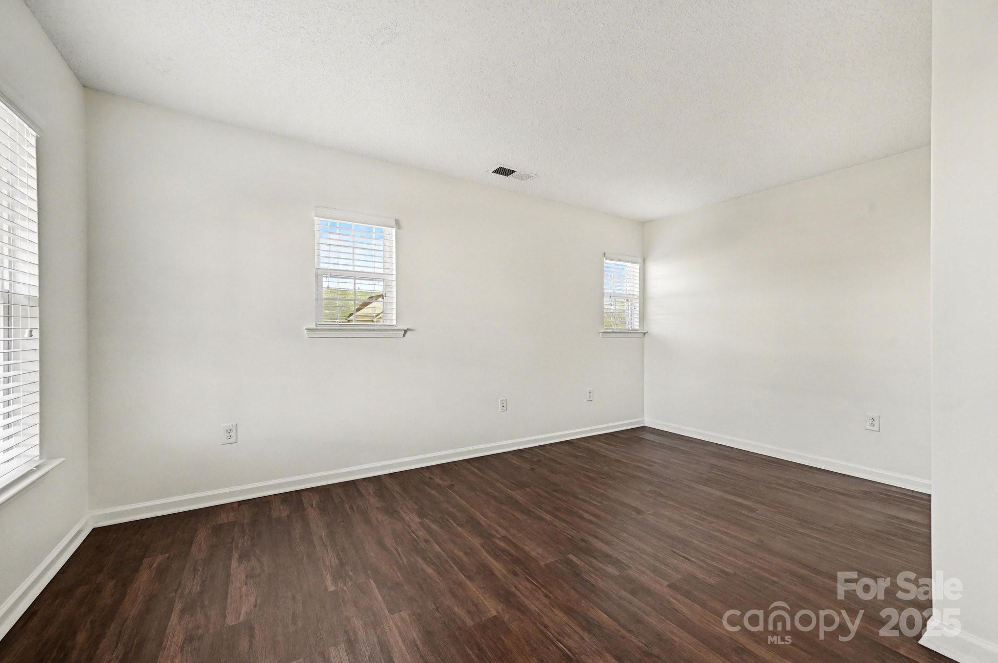 13812 Riding Hill Avenue Charlotte, NC 28213 - Photo 18 of 27