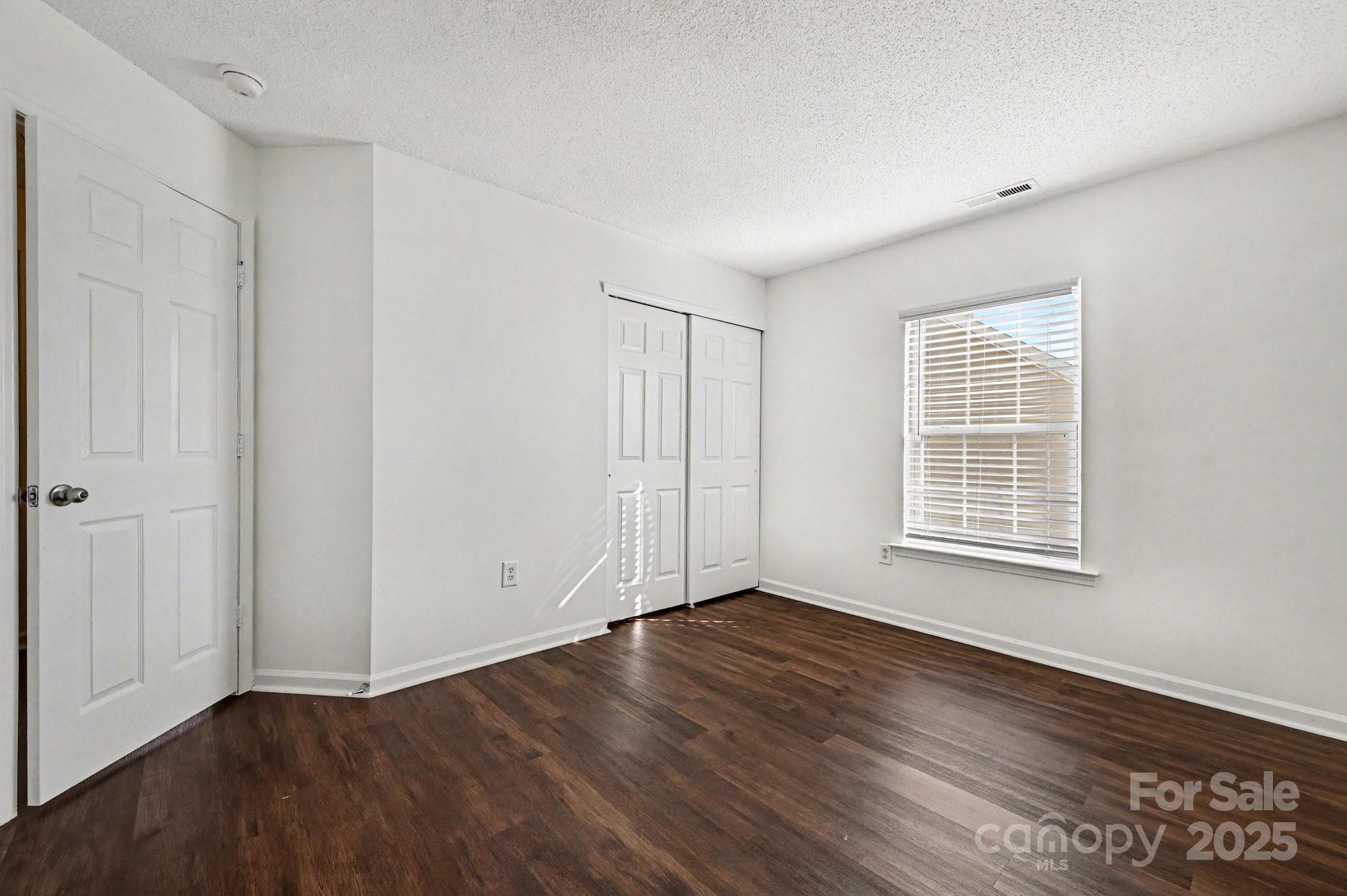 13812 Riding Hill Avenue Charlotte, NC 28213 - Photo 23 of 27