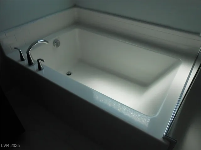 $2,600 | 287 Mount Langley, Henderson, NV 89015