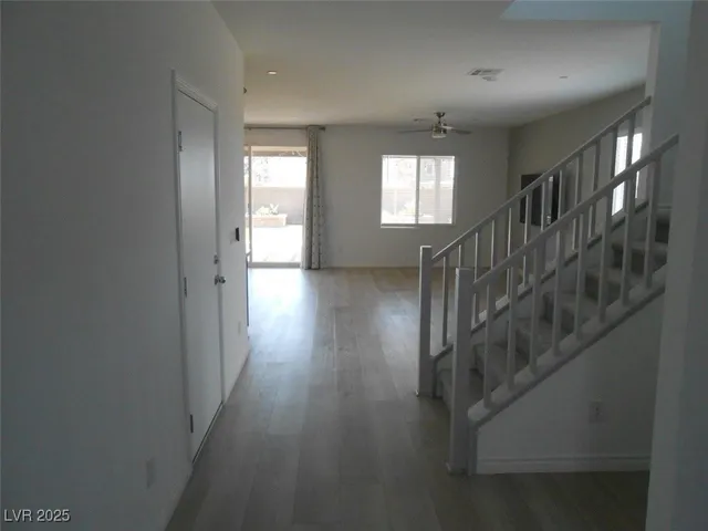 $2,600 | 287 Mount Langley, Henderson, NV 89015